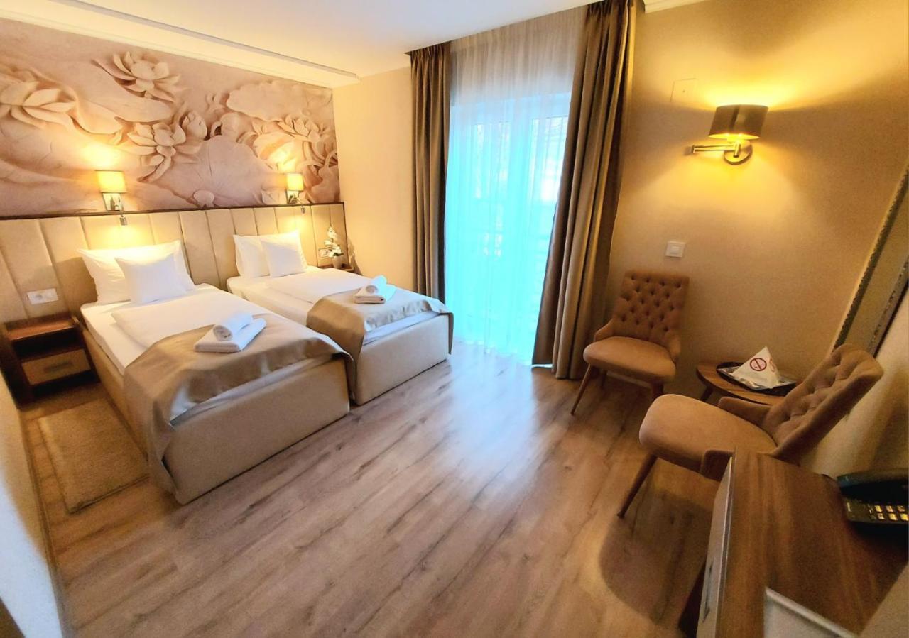 Papuli Rooms 4U Senta Экстерьер фото