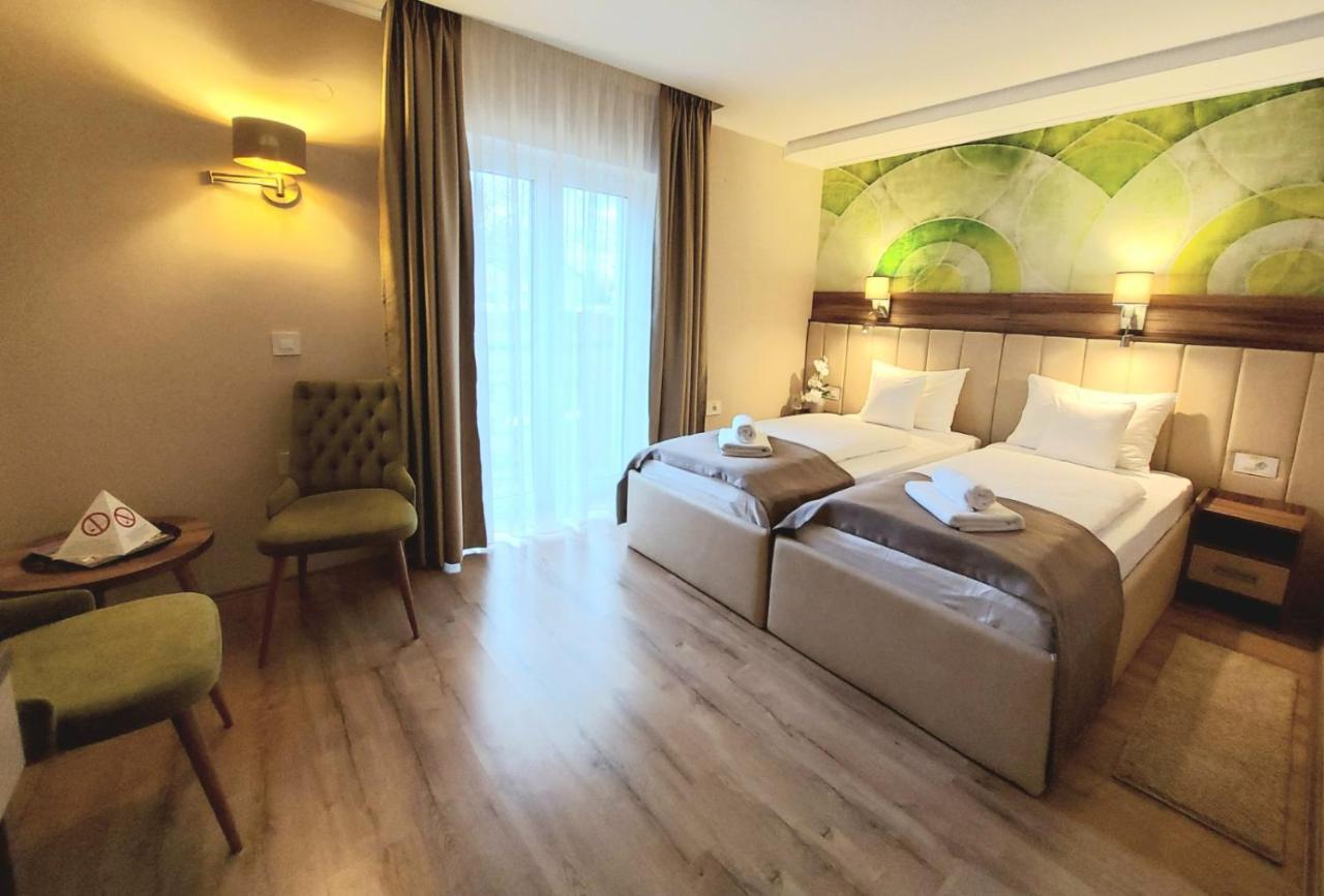 Papuli Rooms 4U Senta Экстерьер фото